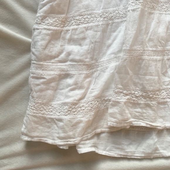 White ruffle tiered mini beachy dress - Picture 3 of 10